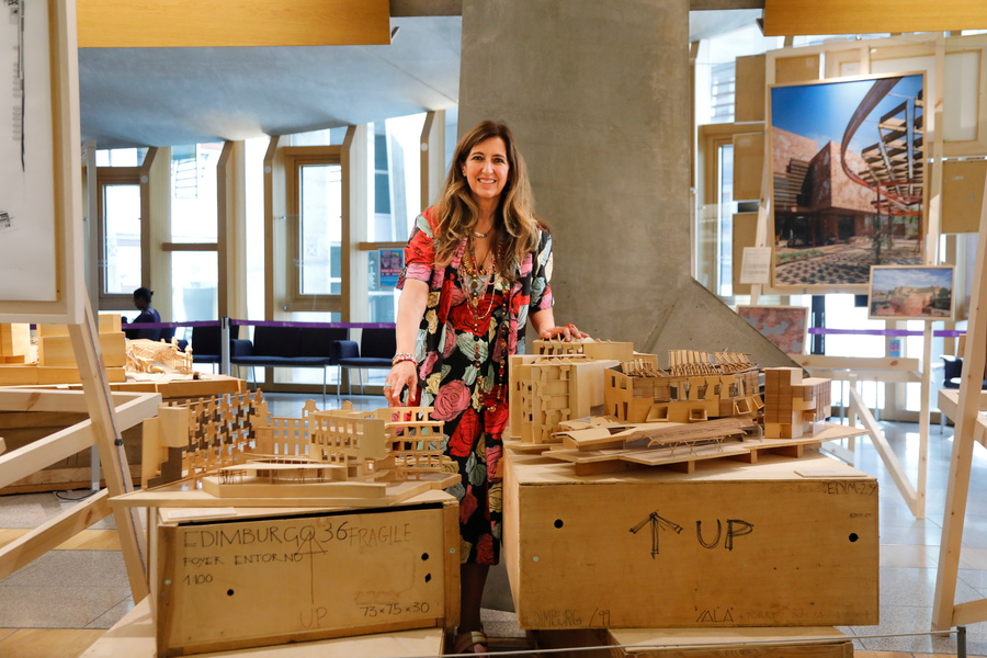 Benedetta Tagliabue at the opening of the Miralles exhibition 